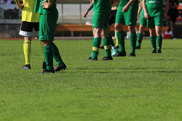 更不用提吉 更不用提吉